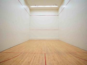 4001, 4003 & 4005 Bayview Avenue 2 Bedroom Apartment for...
