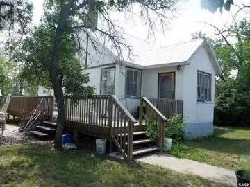 401 6Th Avenue W, Assiniboia, SK, S0H 0B0 house for sale Li.