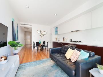4/19 Young Street, Neutral Bay | Village Property