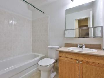 45 49 Surrey Street East 2 Bedroom Apartment for Rent at...