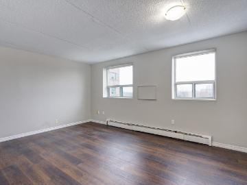 46 Gale Crescent 2 Bedroom Apartment for Rent at 46 Gale...