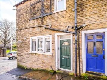 4 Bedroom Cottage For Sale In Hipperholme