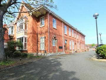 4 Bedroom Apartment For Sale In 45 Brighton Road, Rhyl