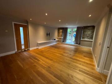 4 bedroom bungalow to rent