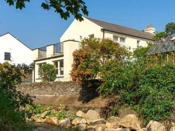 4 Bedroom Detached House For Sale In Glen Road