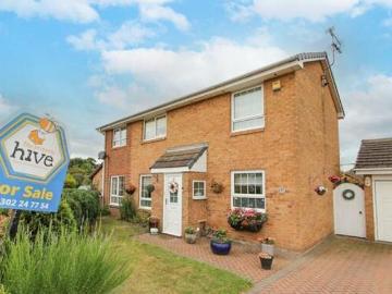 4 Bedroom Detached House For Sale In Dunscroft, Doncaster