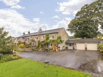 4 bedroom detached house for sale in Lower Scholes...
