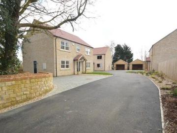 4 Bedroom Detached House For Sale In North Street, Roxby