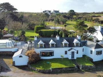 4 Bedroom Detached House For Sale In Nr Abersoch, Gwynedd