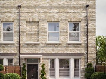 4 bedroom end of terrace house for sale