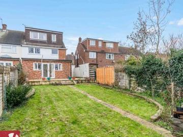 4 Bedroom End Of Terrace House For Sale In Hoddesdon