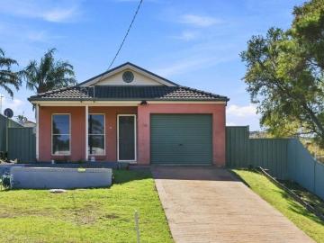 4 Bedroom House Buxton, NSW 104828231