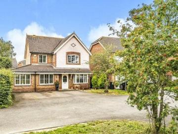 4 Bedroom House For Sale In Kennington