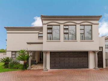4 Bedroom House in Bryanston