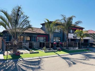 4 Bedroom House in Emdo Park