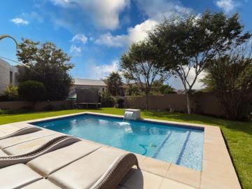 4 Bedroom House in Silver Lakes Golf Estate