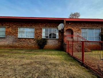 4 Bedroom House in Lydenburg Mashishing