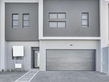 4 Bedroom House in Sandown