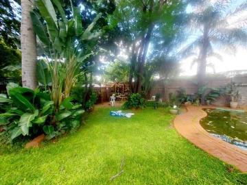 4 Bedroom House in Sinoville