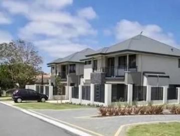 4 Bedroom House SCARBOROUGH WA 104949570