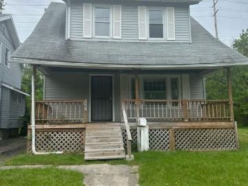 4 Bedroom Home for Rent at 807 E 131st St, Cleveland, OH...