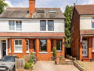 4 bedroom semi detached house for sale
