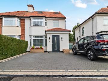 4 bedroom semi detached house for sale