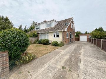 4 bedroom semi detached house for sale