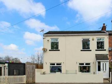 4 Bedroom Semi detached House For Sale In Prestwich