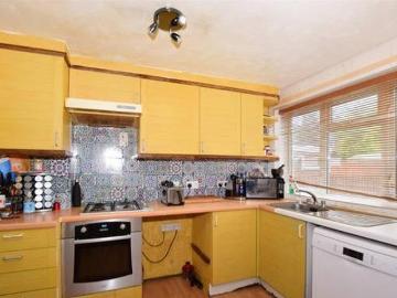 4 bedroom town house for sale in Burlington Gardens...