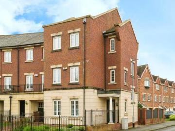 4 Bedroom Town House For Sale In Rothwell