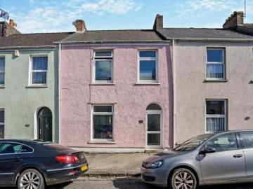 4 Bedroom Terraced House For Sale In Pembroke Dock