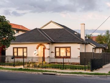 4 Bedroom House Thornbury VIC 102761035