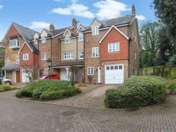 4 Bedrooms End terrace house for sale in Morningside...