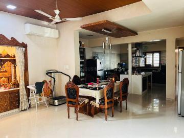 4 BHK Independent House in Thaltej for resale Ahmedabad....