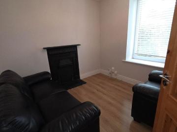 4 Convent View Terrace, Strawberry Hill, Shanakiel, Co. Cork