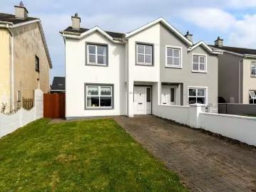 4 Shelbourne Place, Campile, Co Wexford, Y34F963 is for sale