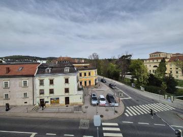 4 Zimmer Wohnung mit Balkon und Fernblick
