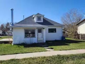 5012 51 Street, Mannville, AB, T0B 2W0 house for sale Listi.