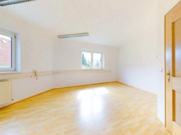 54 m² Büro mit zwei Räumen und Parkplatz in Klagenfurt