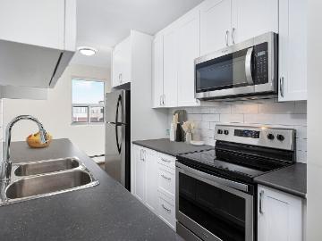 560 Proudfoot Lane 1 Bedroom Apartment for Rent at 560...