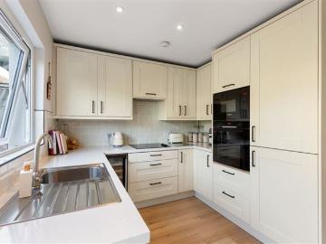 580,000 | 62 Kill Avenue, Dun Laoghaire, Co. Dublin DNG...