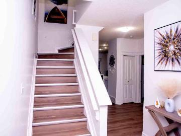 5 Bedroom Apartment for Rent at 1918 118 St Sw,...