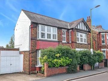 5 bedroom detached house for sale in Farraline Road...
