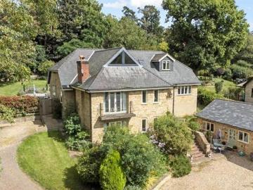 5 Bedroom Detached House For Sale In Fulbeck, Grantham