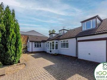 5 Bedroom Detached House For Sale In Handforth