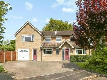 5 Bedroom Detached House For Sale In Oakley