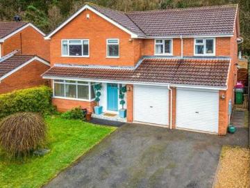 5 Bedroom Detached House For Sale In Madeley