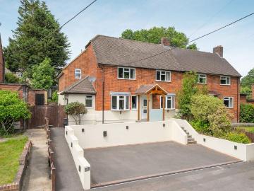 5 bedroom semi detached house for sale