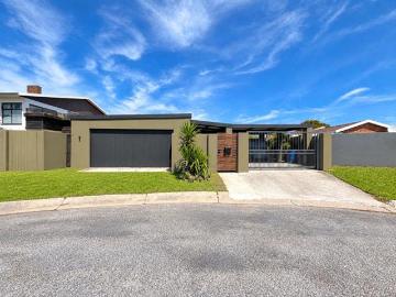 5 Bedroom House in Kabega